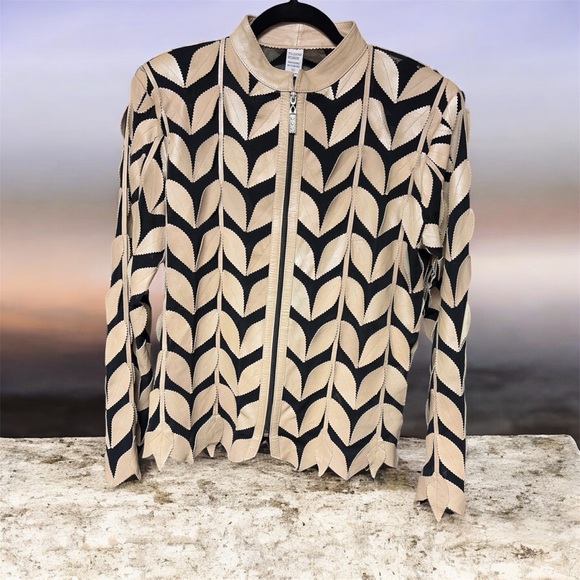 Vintage Jackets & Blazers - Vintage Funky Black Rayon and Beige Leather & Jacket - Size Medium